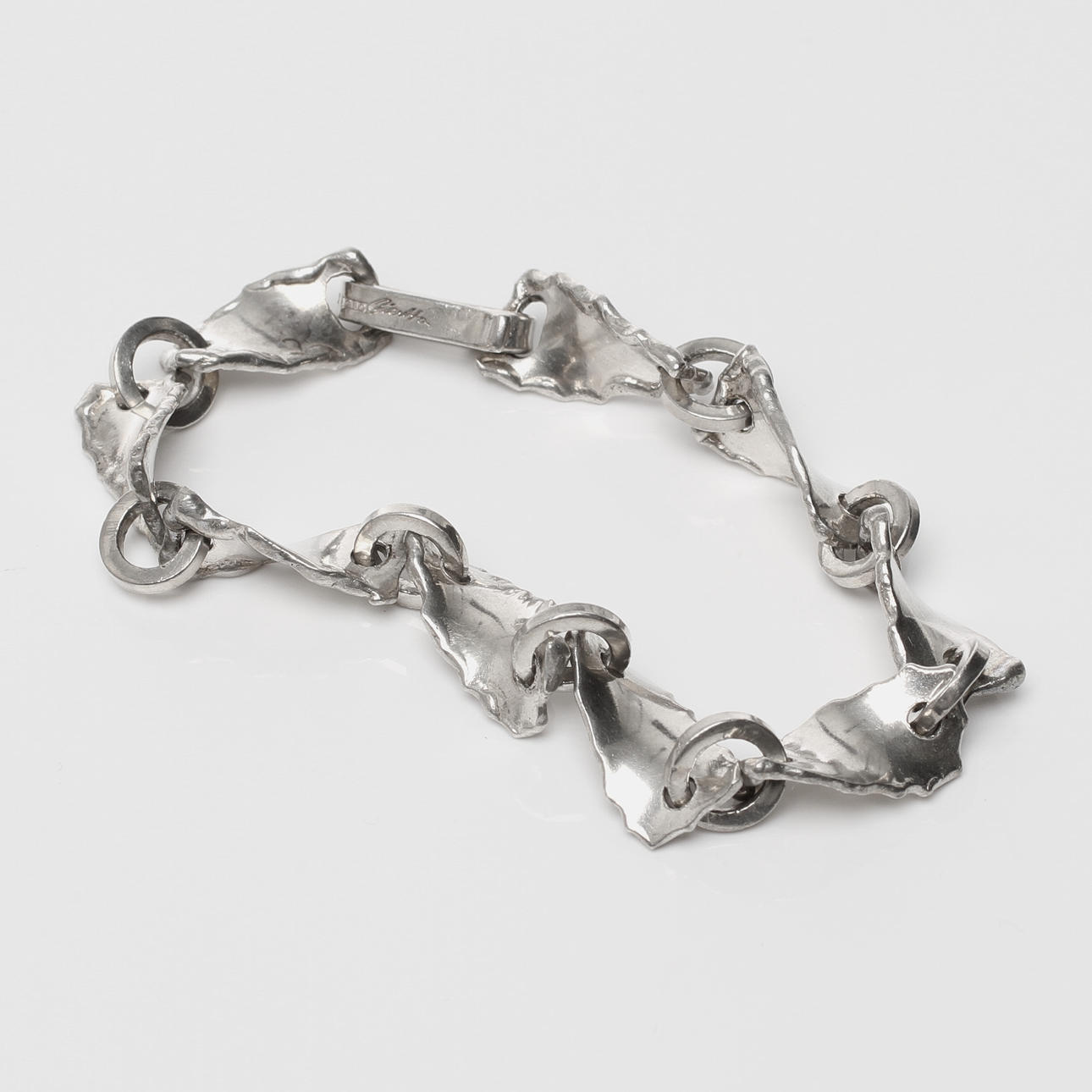 ARMBAND, silver, Claes Giertta, Stockholm, 1981.