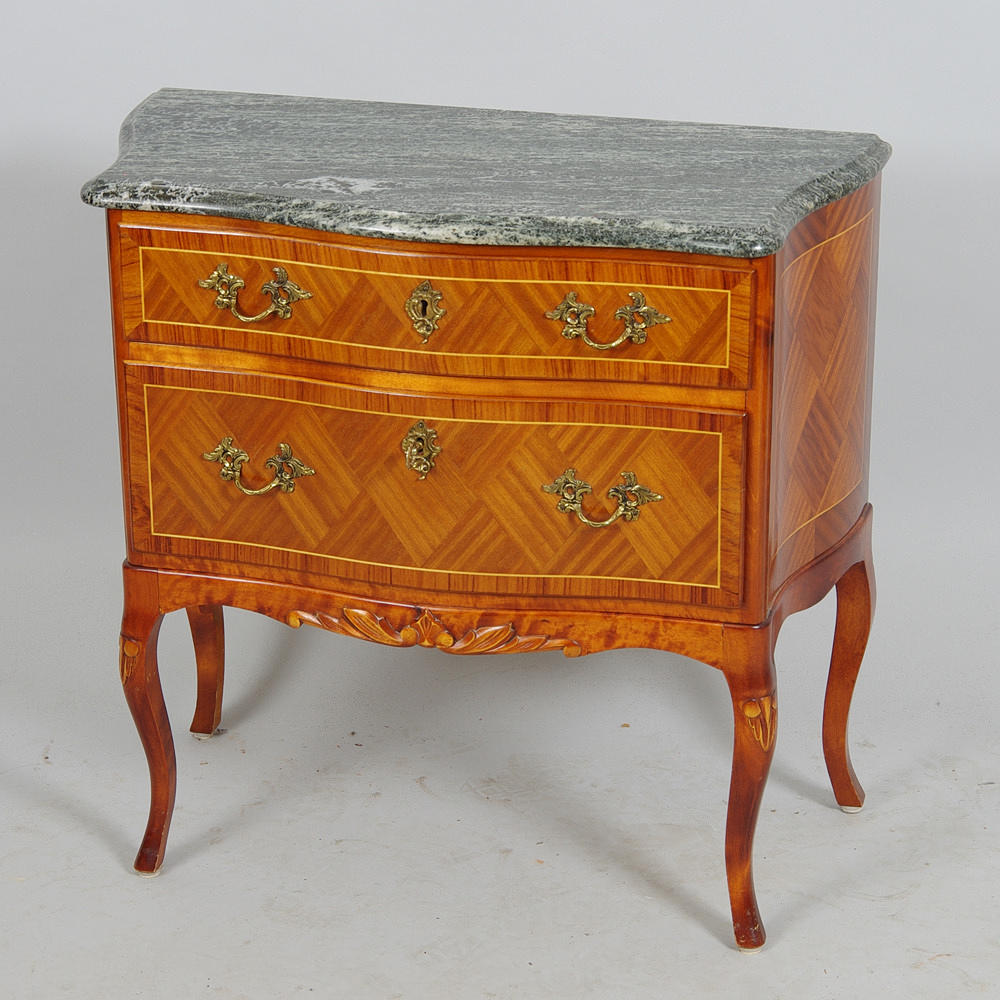 BYRÅ, 2-lådig, mahogny med stenskiva, rokokostil.