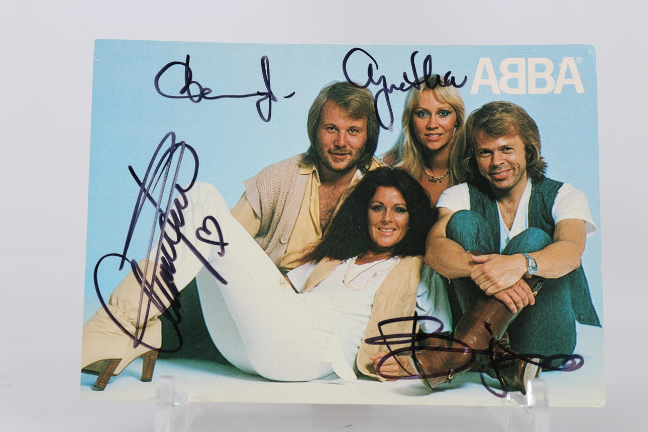 ABBA. Vykort med autografer, 1900-talets andra hälft.