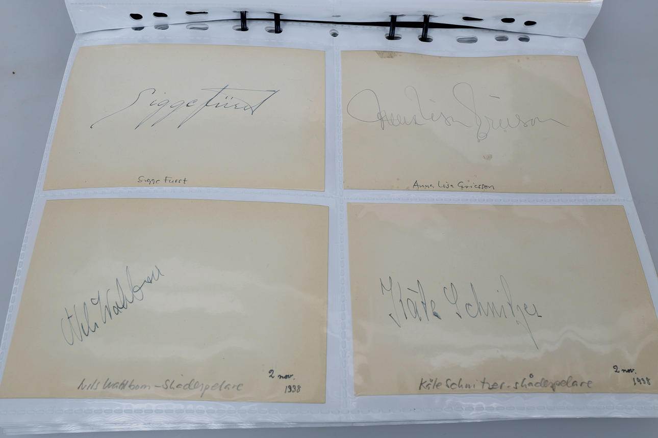 AUTOGRAFER, cirka 250 stycken, bland annat Eartha Kitt och Vera Lynn.