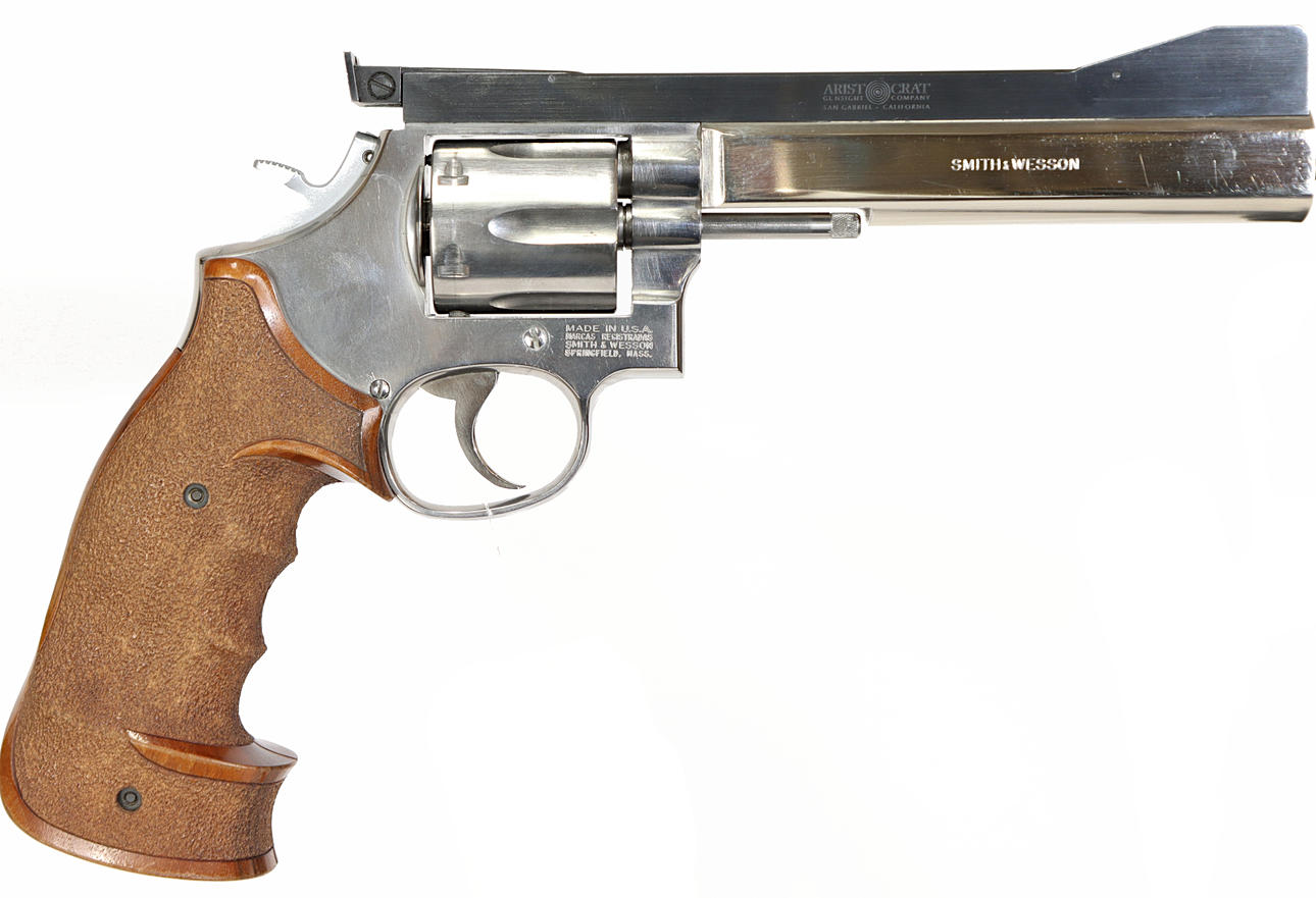 REVOLVER, Double Action ONLY, make Smith & Wesson, model 686-3 PPC Custom, caliber .357 Magnum, part no. LEX0050, se no. SE0273535.
