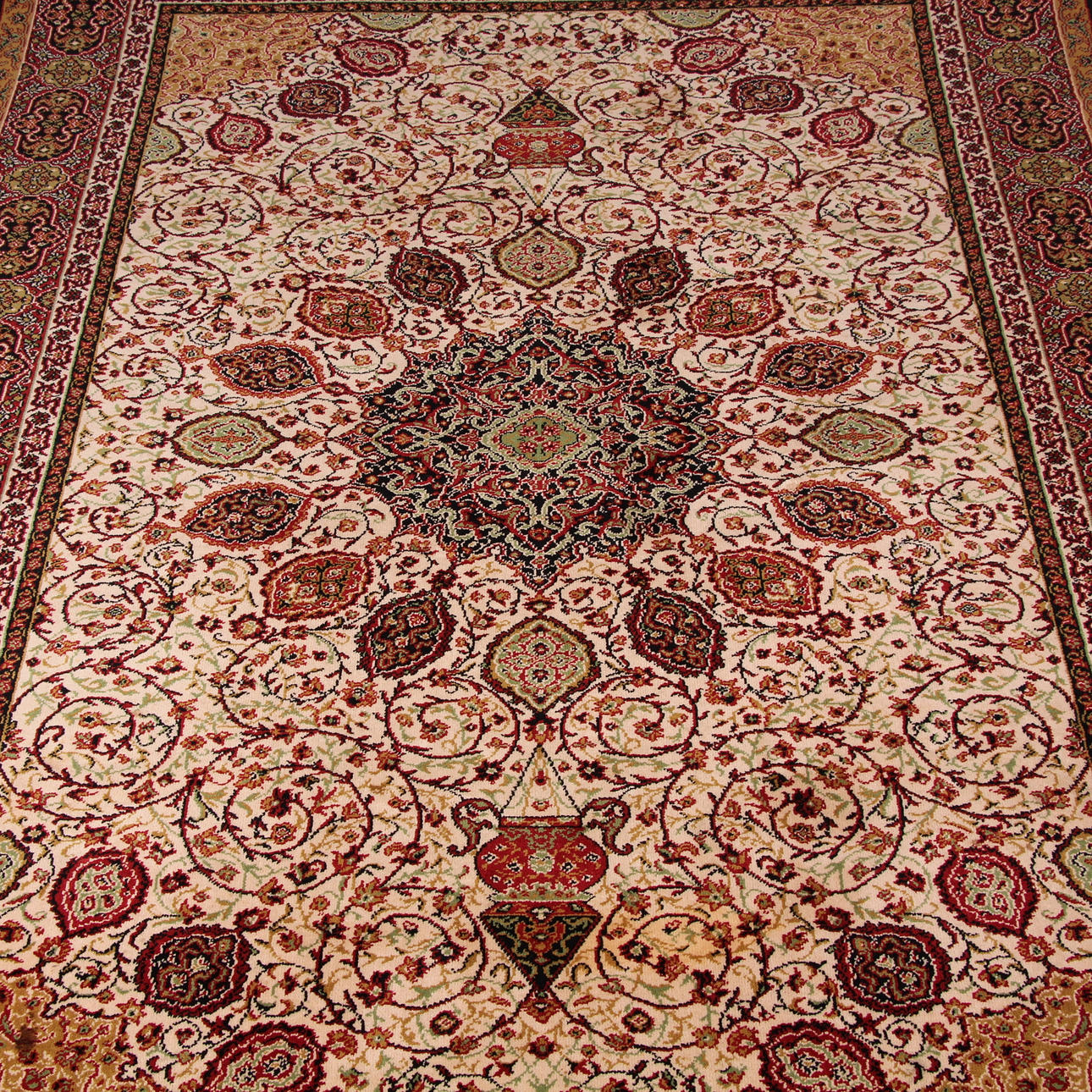 MATTA, Mashad, Persisk, 300 x 200 cm.