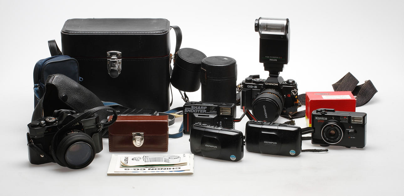 KAMEROR med OBJEKTIV mm, 1900-talets andra hälft.