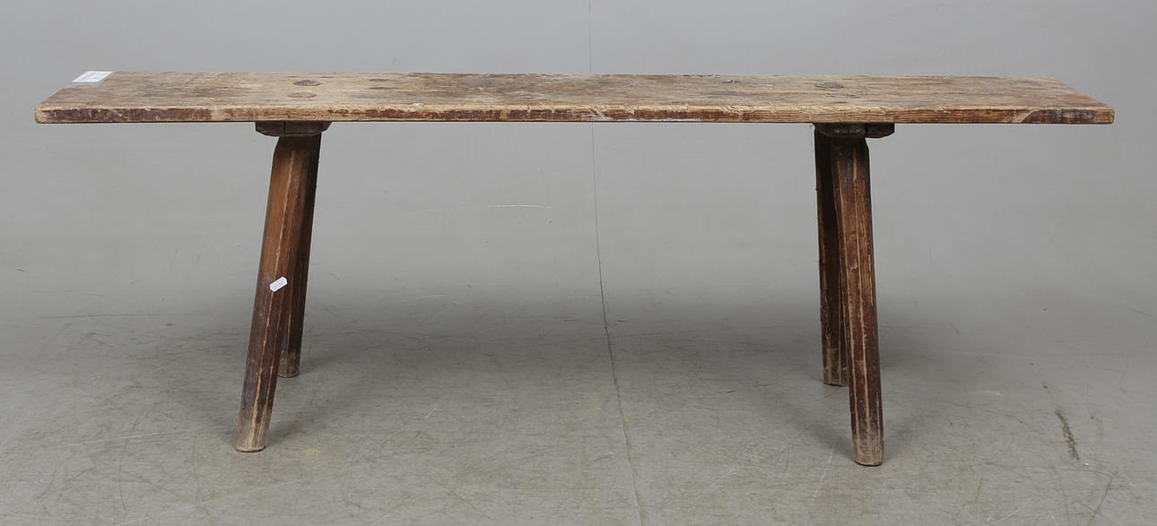 SLAKTBÄNK, allmoge, 1800-tal.