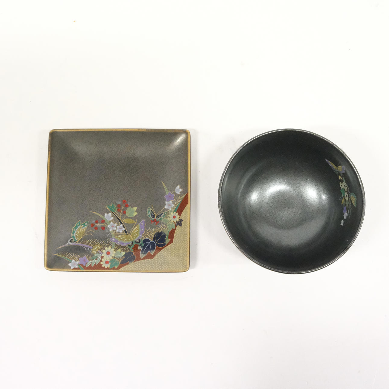 PER WEISS. 2 STYKKER KERAMIK.