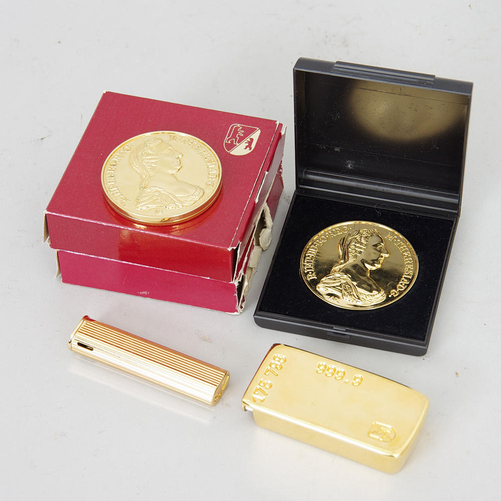 2 KAPSYLÖPPNARE SAMT 2 TÄNDARE.