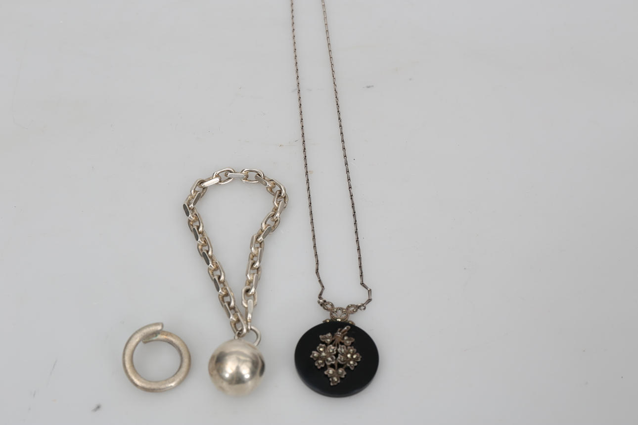 SMYCKEN, silver och markasiter, 3 delar.