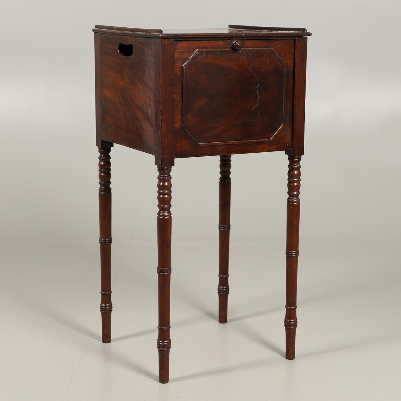 A REGENCY MAHOGANY POT CUPBOARD.
