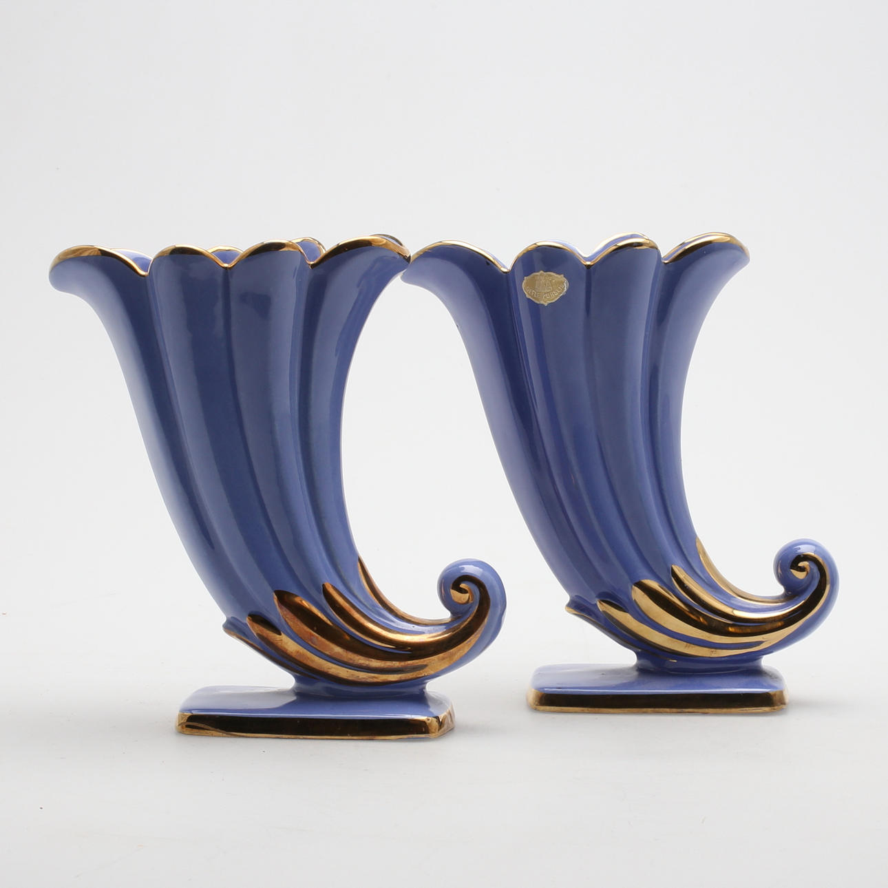 VASER, ett par, "Safir", Upsala-Ekeby, Gefle, 1900-talets mitt.