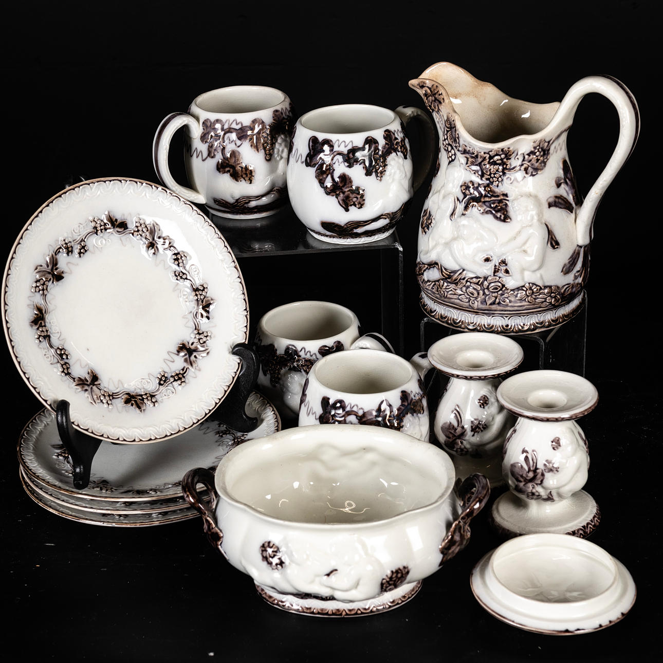 SERVISDELAR, 12 st, " Mullbär " Gefle Porslinsfabrik.