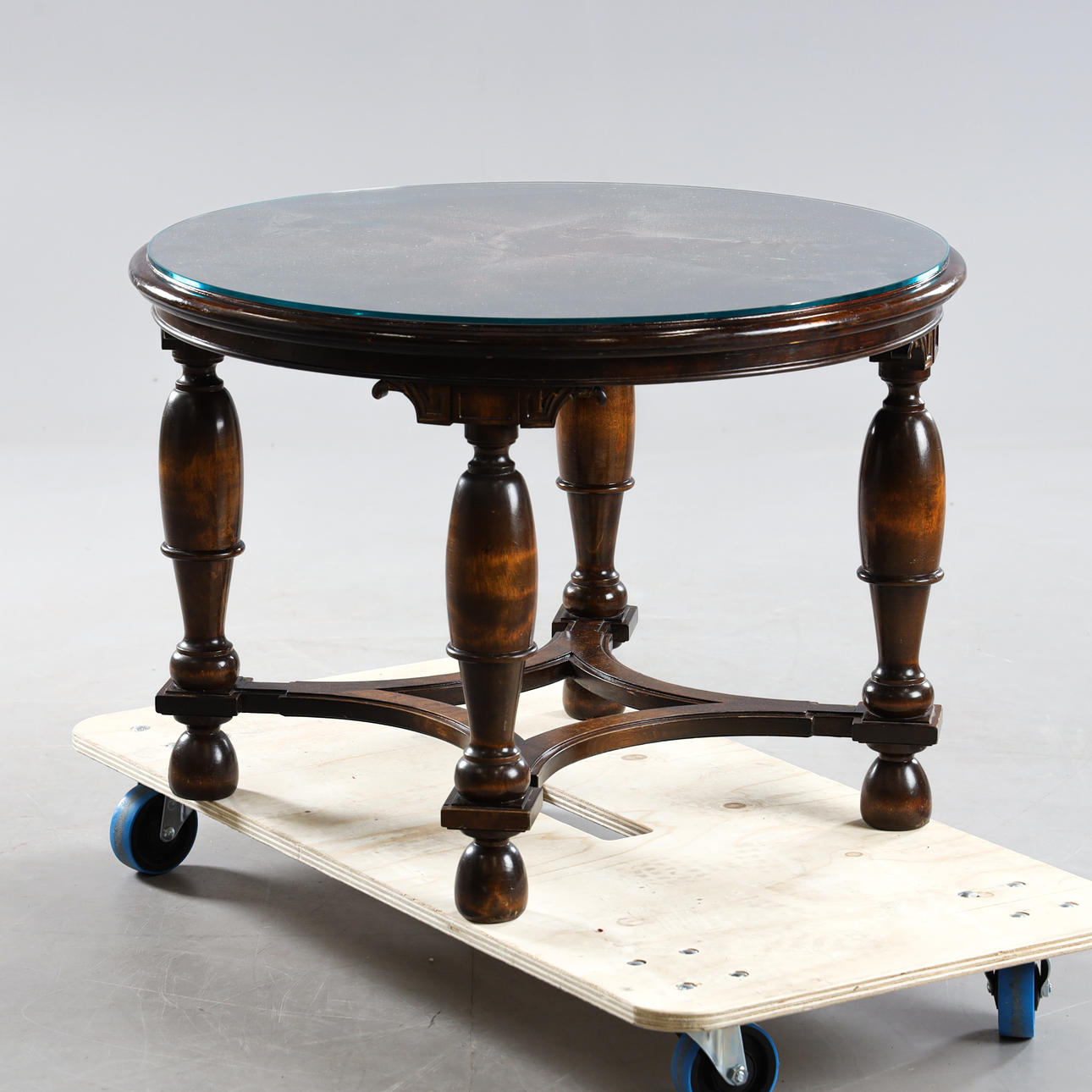 Ein Kaffeetisch aus den 1920/30er Jahren.