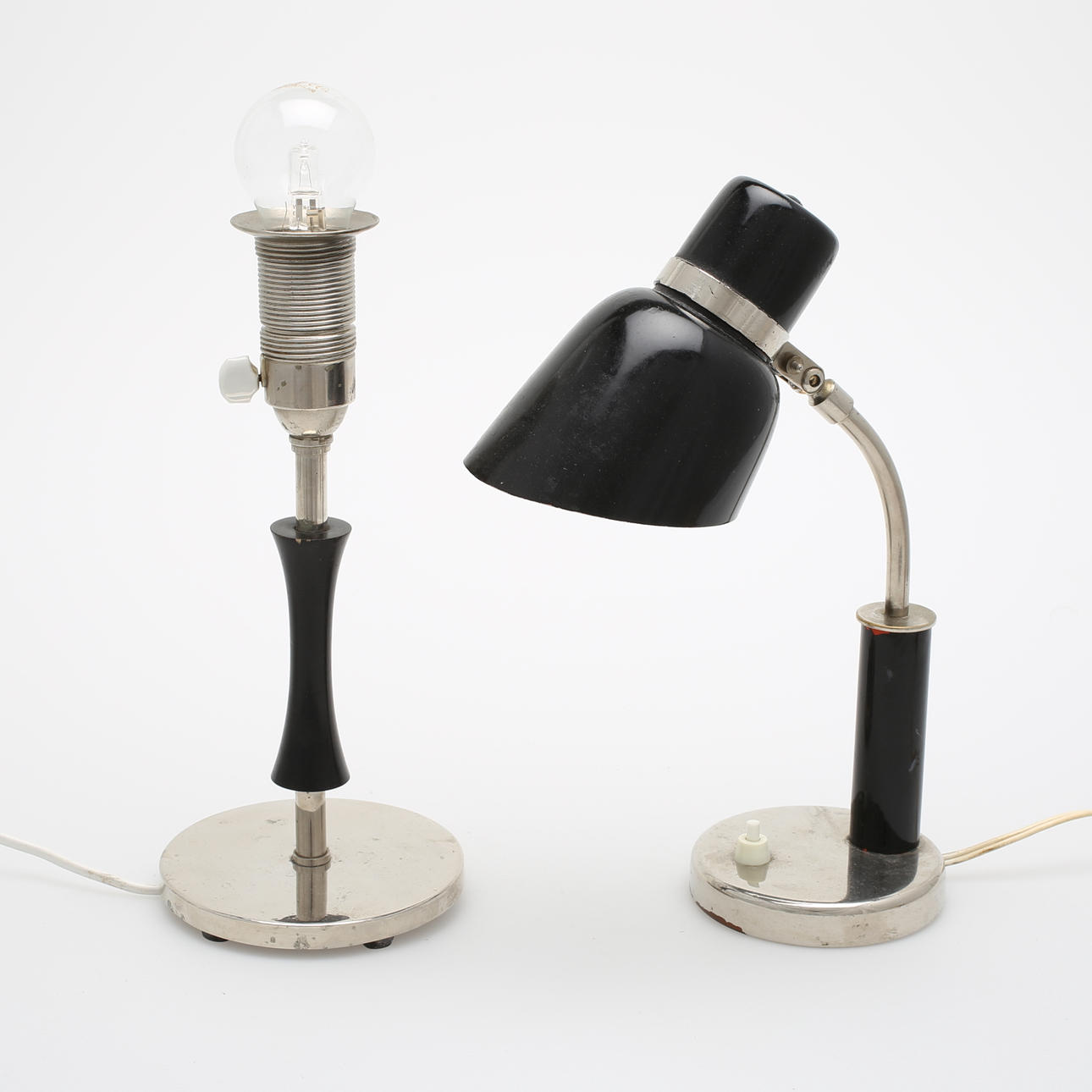 BORDSLAMPOR, 2 st, 1900-talets första hälft.