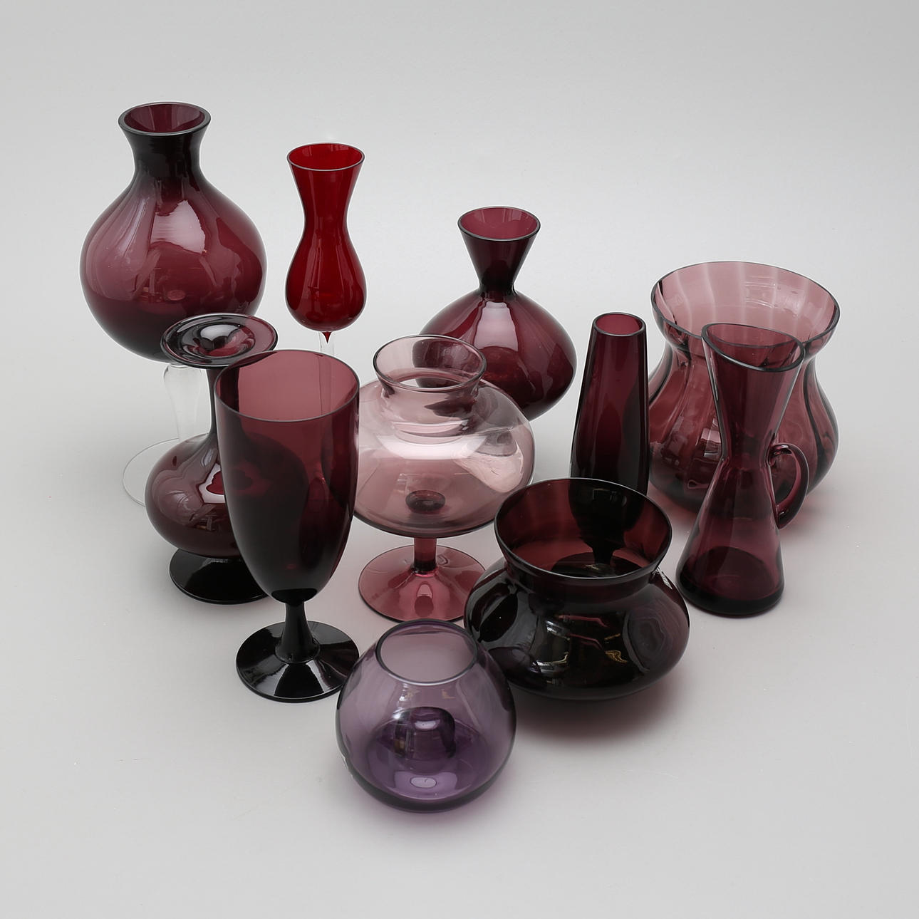 PARTI GLAS, 11 delar, lila, 1900-tal.