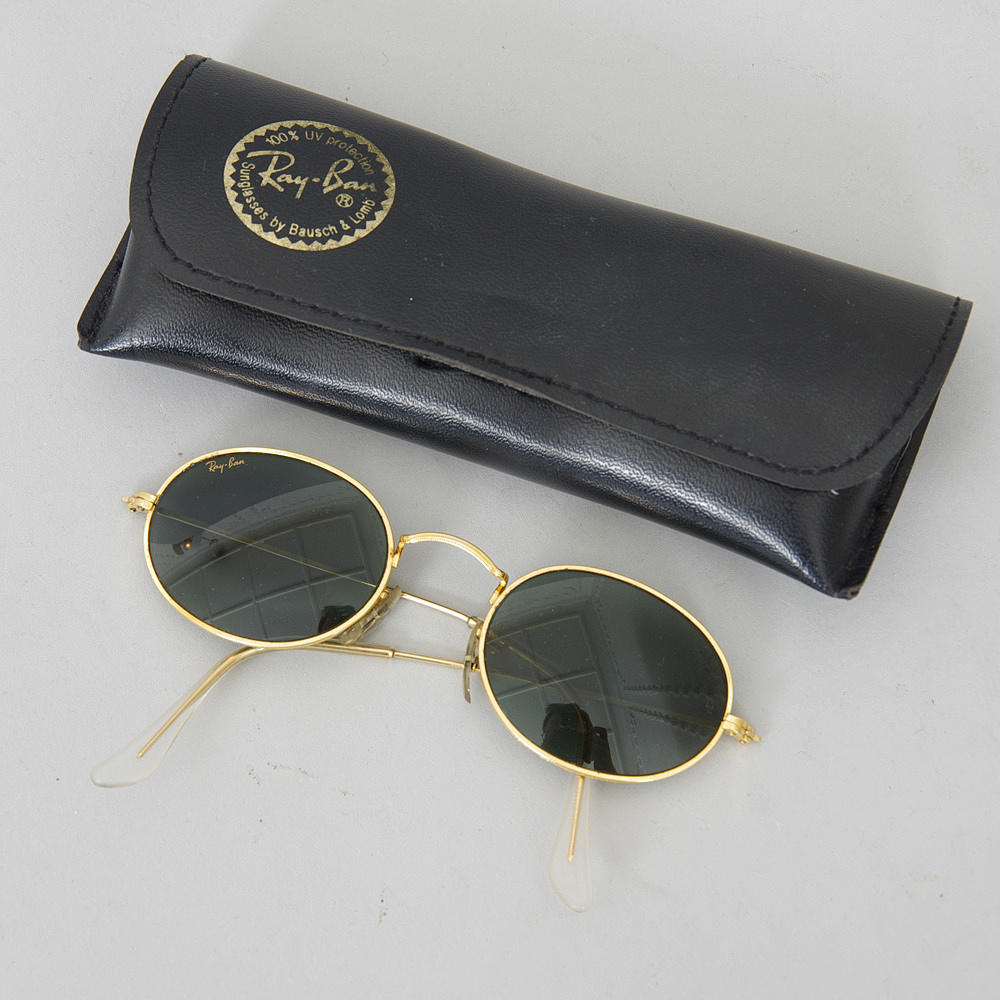SOLGLASÖGON, Ray Ban.