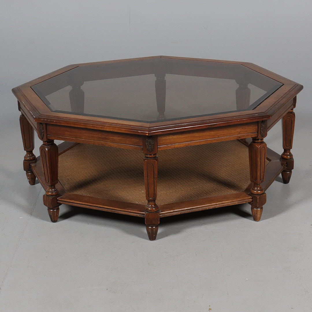 SOFFBORD, åttakantigt, engelsk stil.