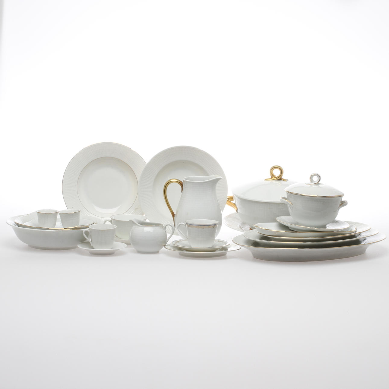 MATSERVIS, 104 delar, porslin, "Swedish Grace", Louise Adelborg, Rörstrand.