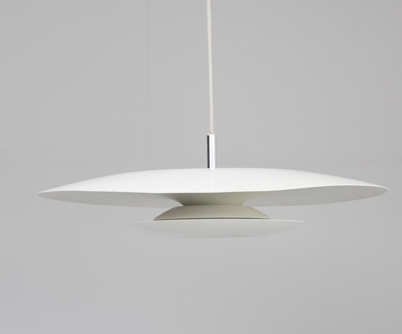 Belid lys. Loftslampe/pendel 'Type 1079' 'Eclipse'. Sverige, moderne.