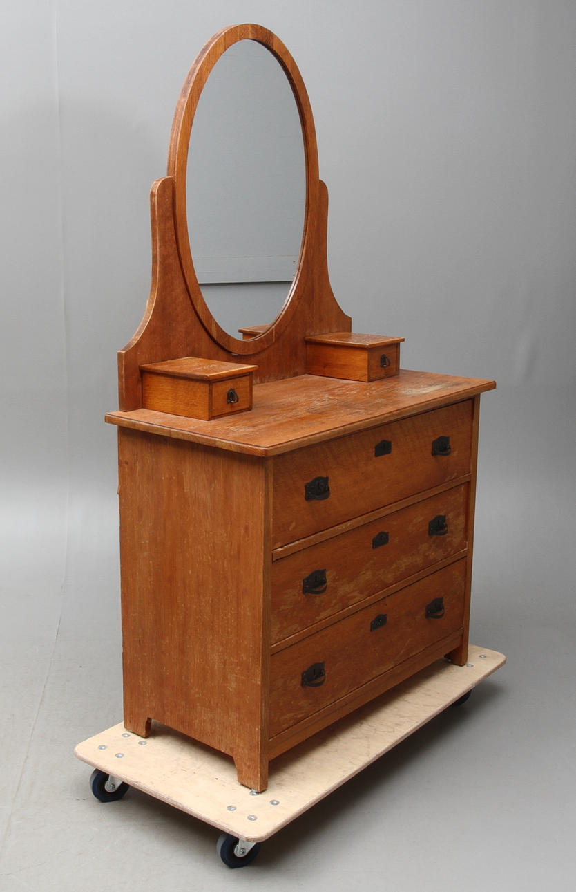 SPEGELBYRÅ, jugend, 1900-talets första kvartal.