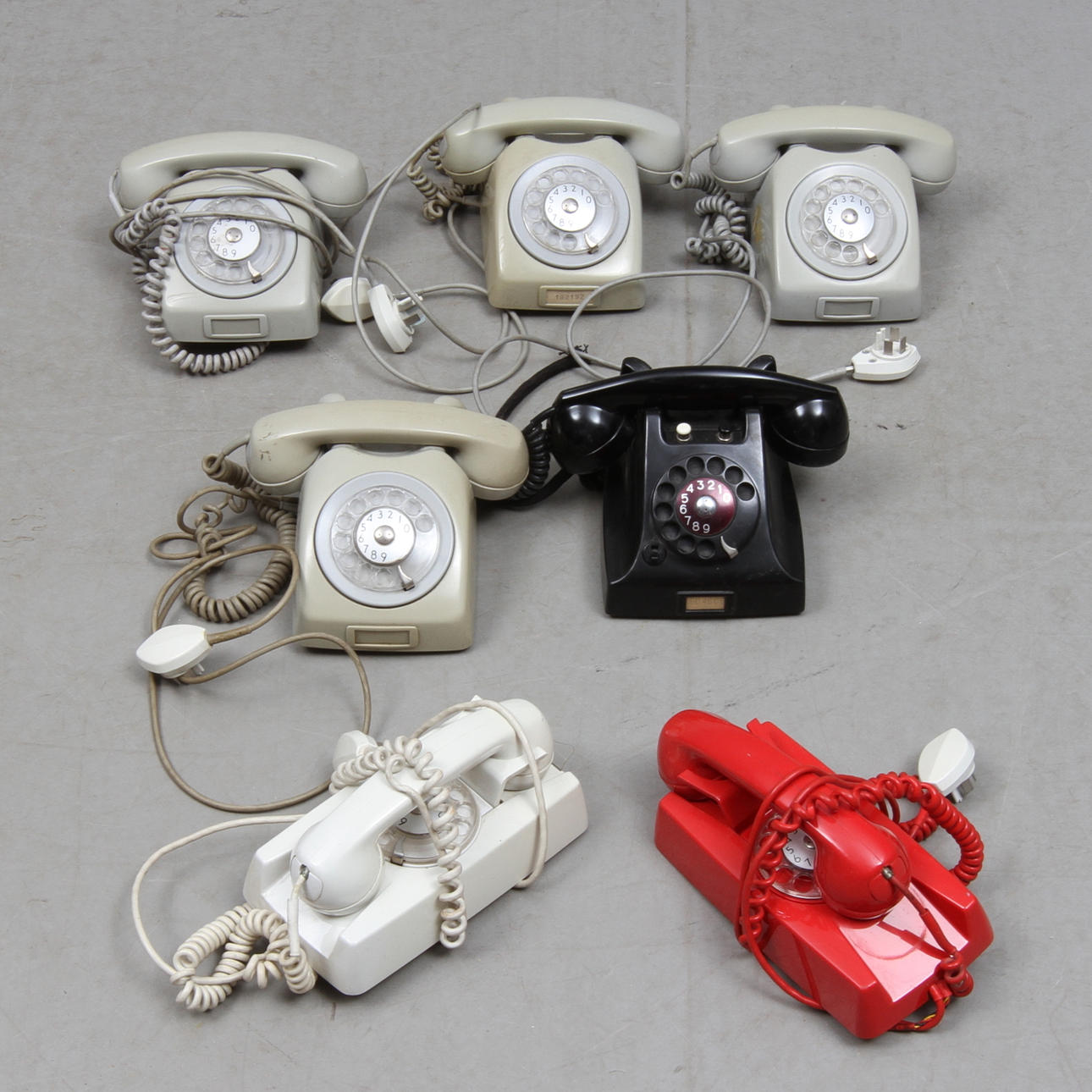 BORDSTELEFONER, 7 st, 1900-tal.