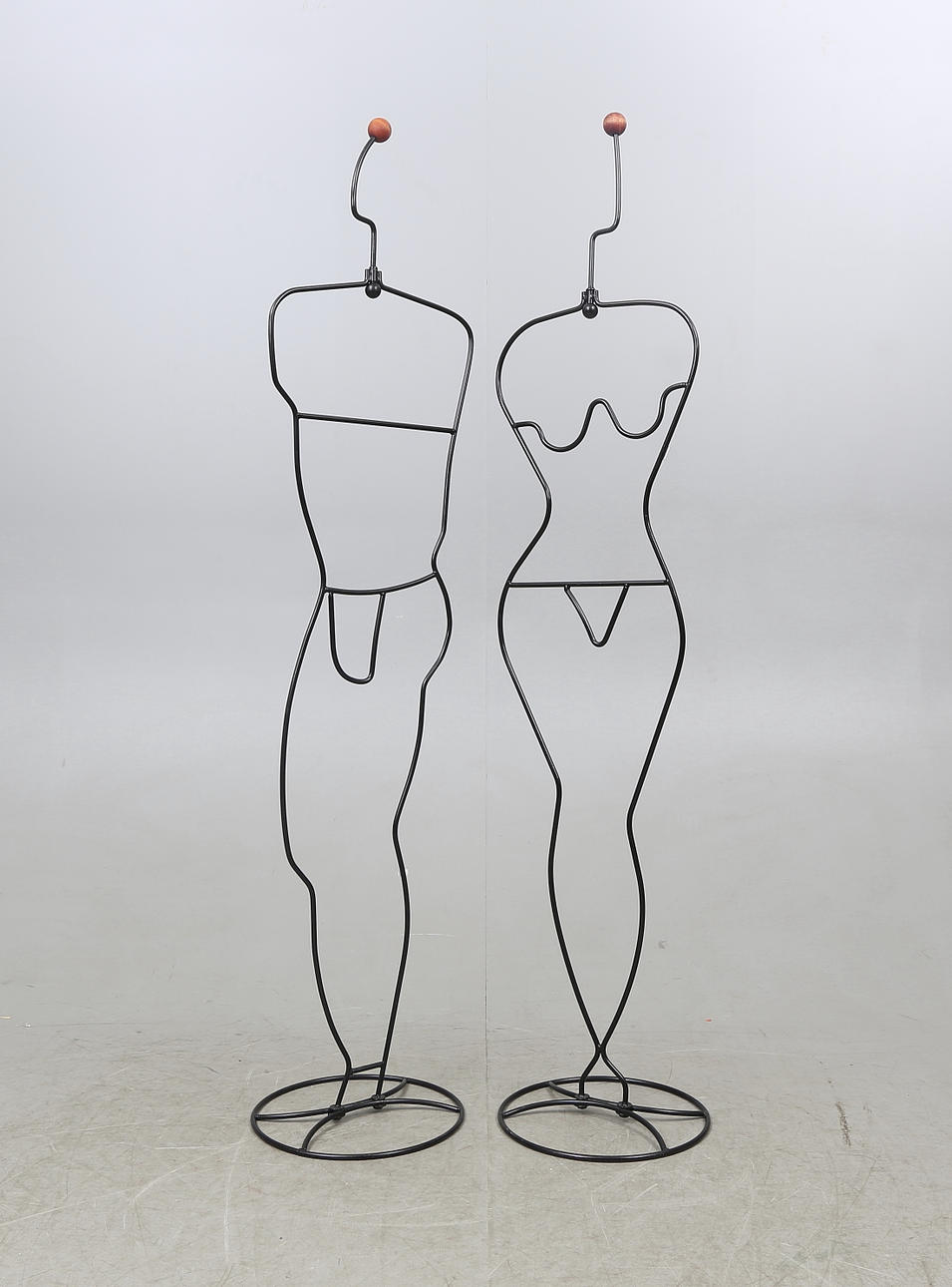 HERR-OCH DAMBETJÄNT, 1900/2000-tal.