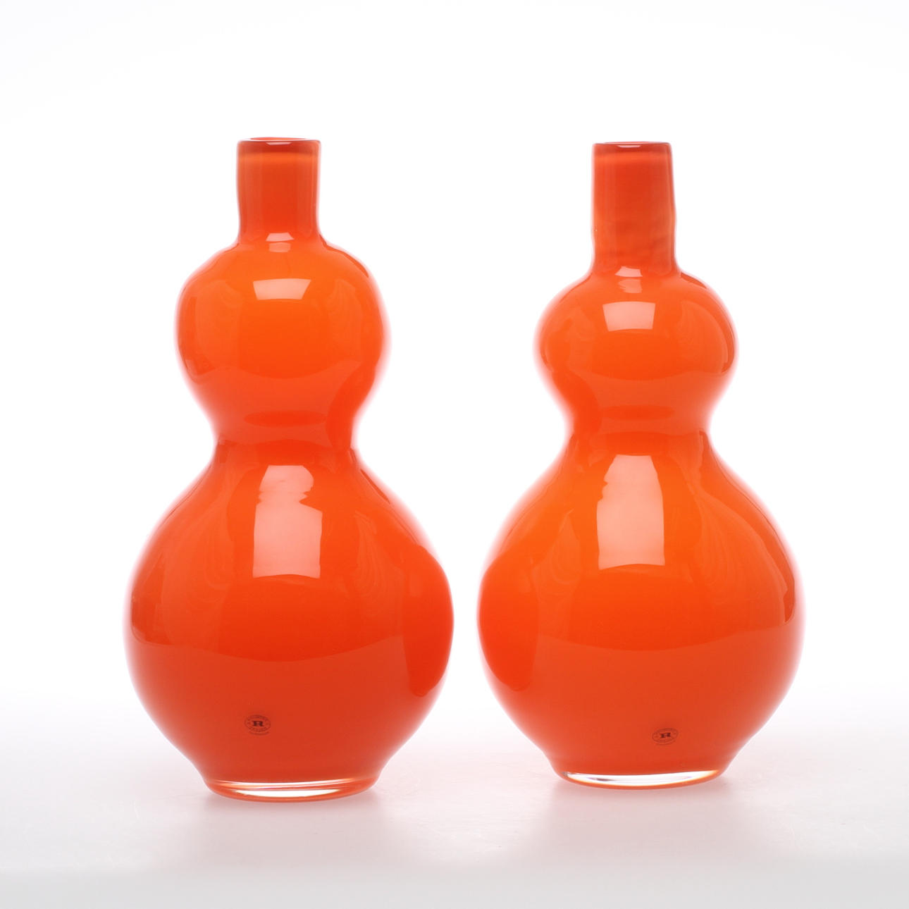 VASER, ett par, "Ballongvas", Margareta Hennix, Reijmyre.