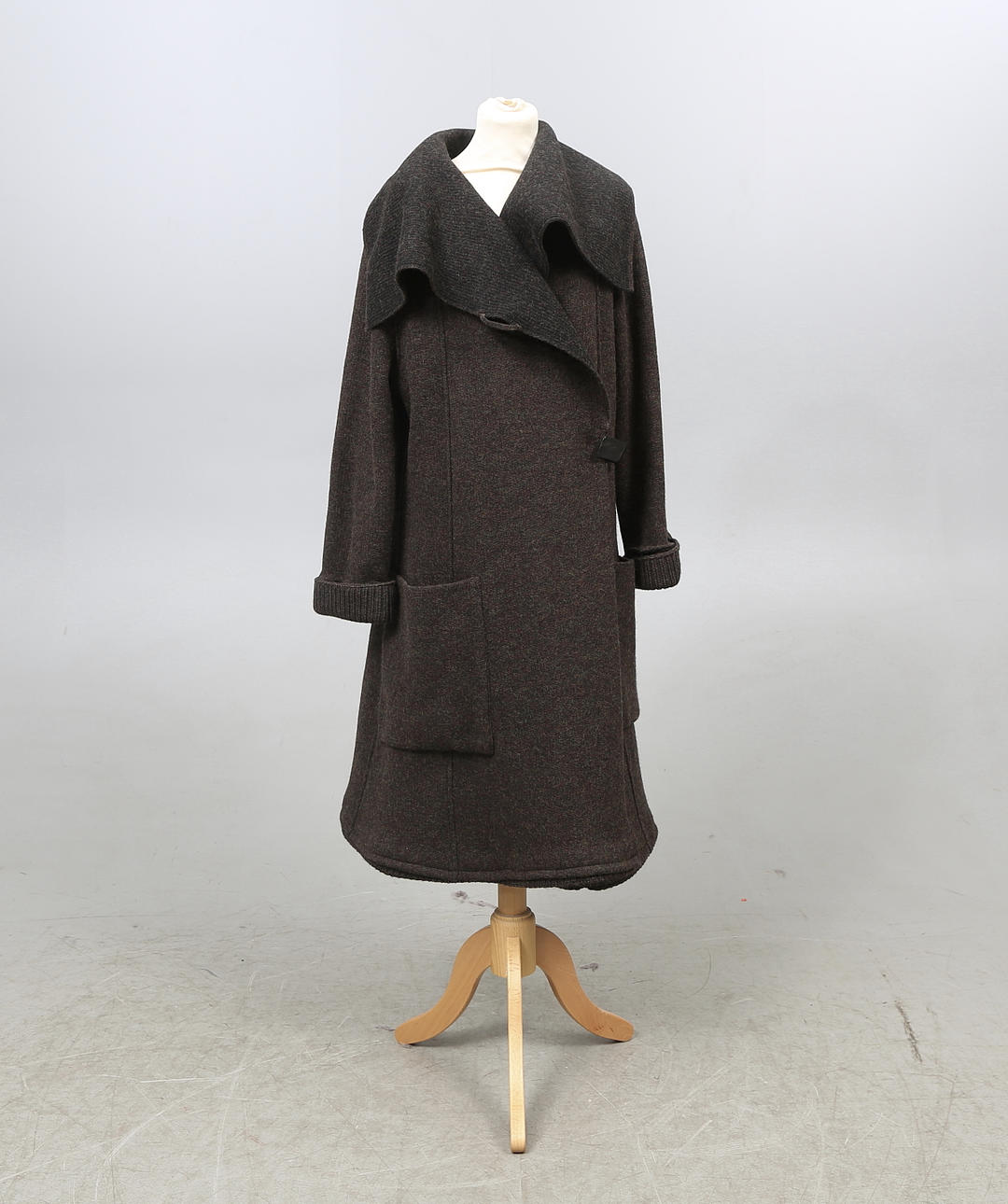 KAPPA med tillbehör, ull, Gunilla Pontén. Storlek medium.