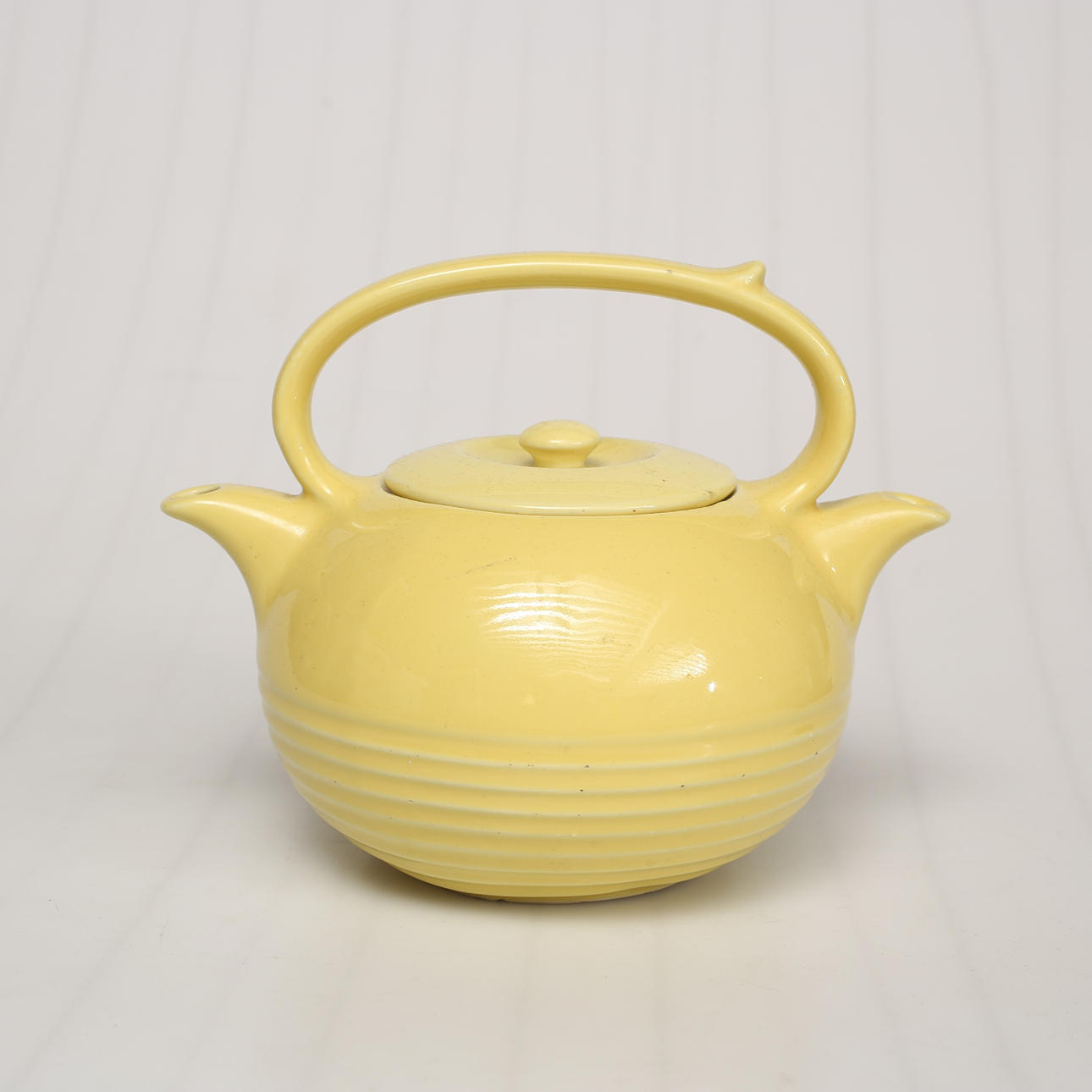 DOUBLE SPOUT TEAPOT, ceramic, Twinspou, USA.