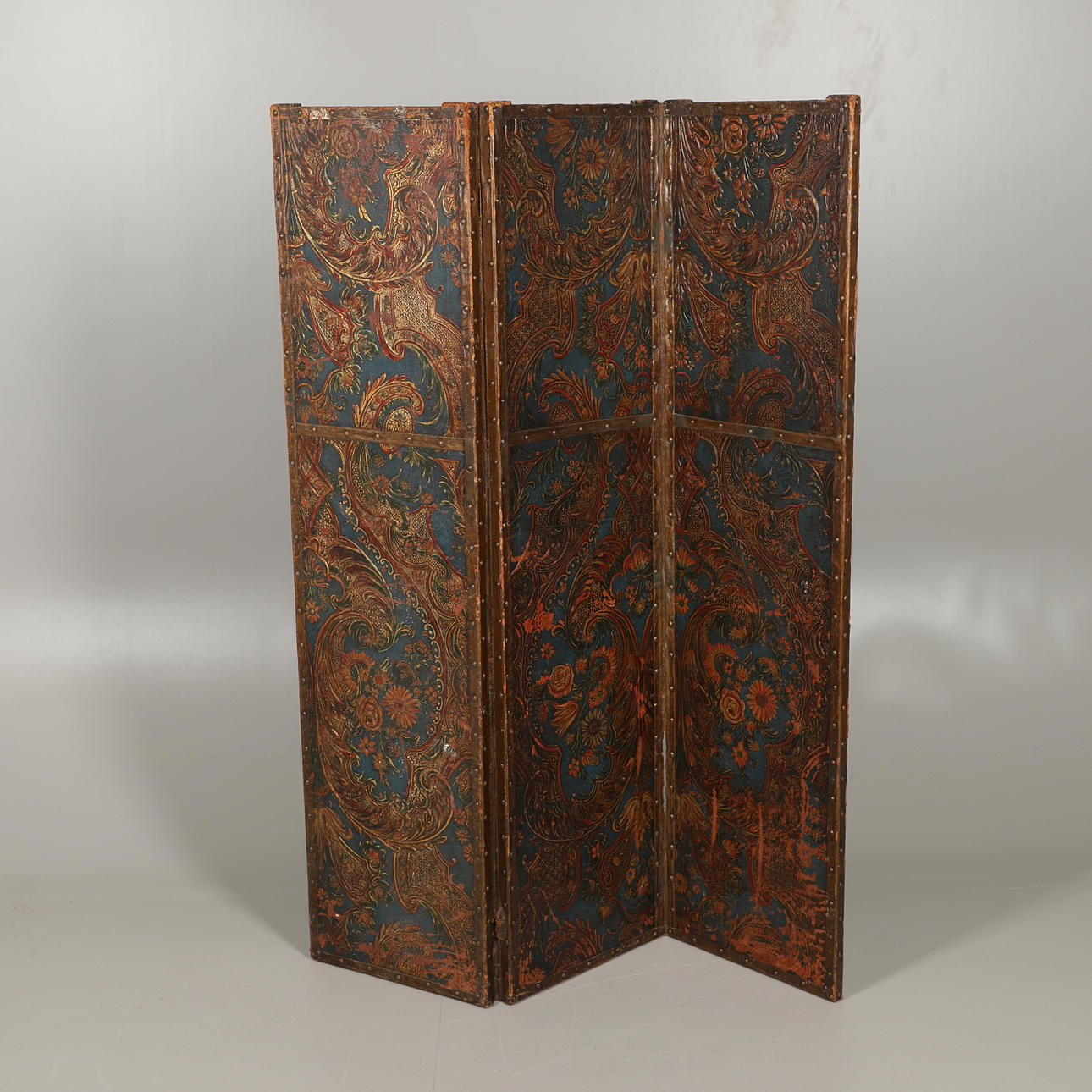 LEATHER & WOODEN FOLDING ROOM SCREEN.