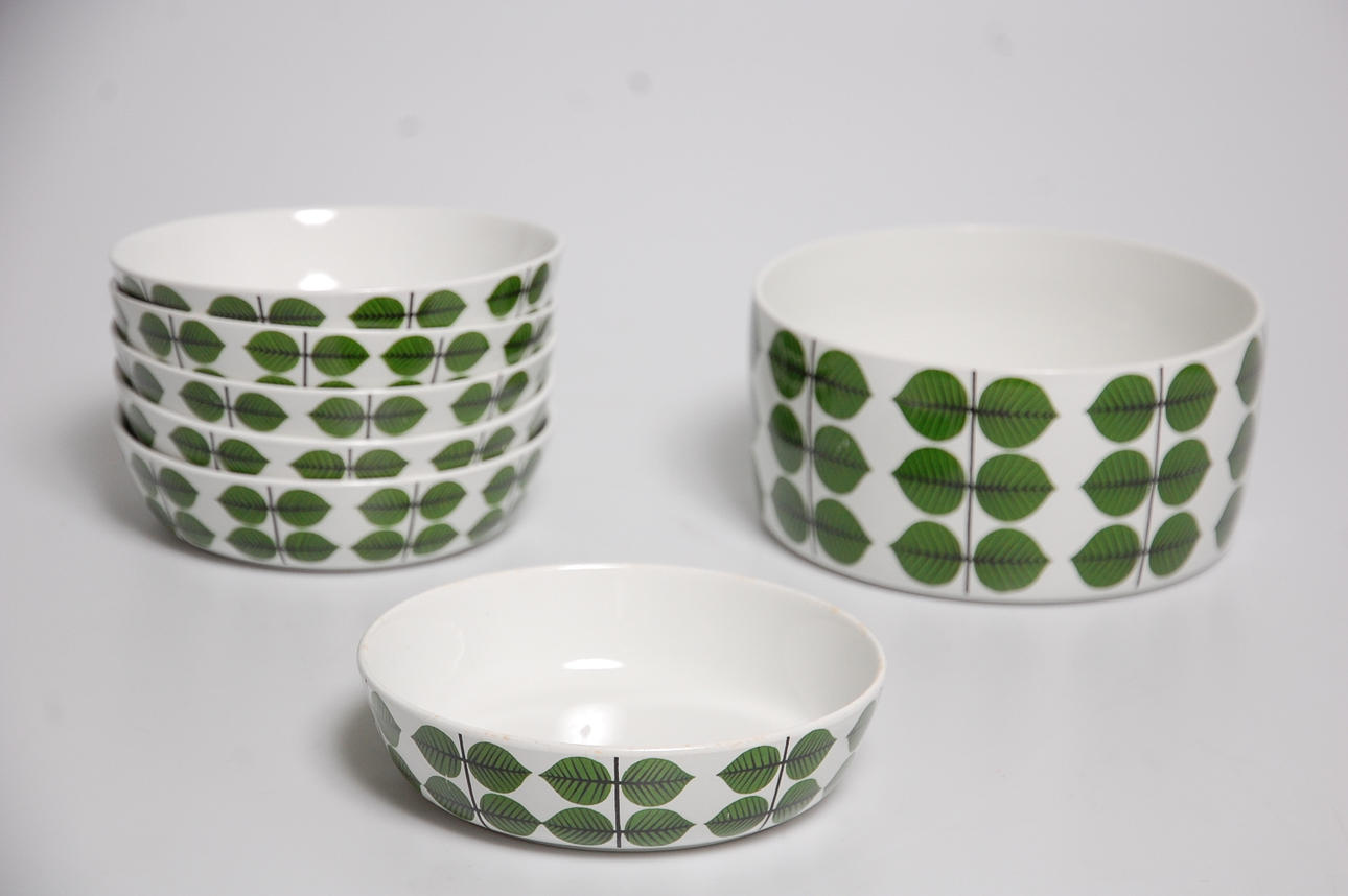 STIG LINDBERG. skålar, 7 delar, " Berså ".