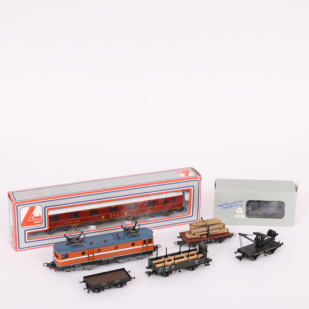 LOCOMOTORAS Y VAGONES, 7 piezas, Trix & Lima.