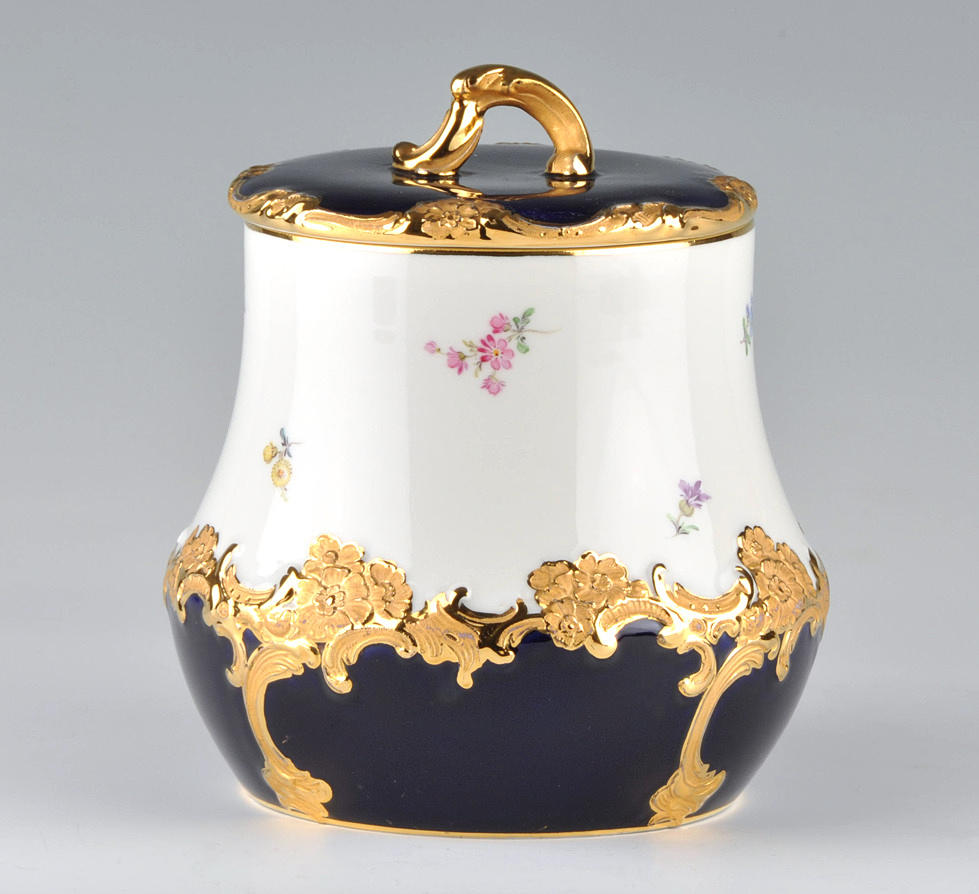 Vas med lock, porslinsmanufakturen Meissen. 1900-talet.