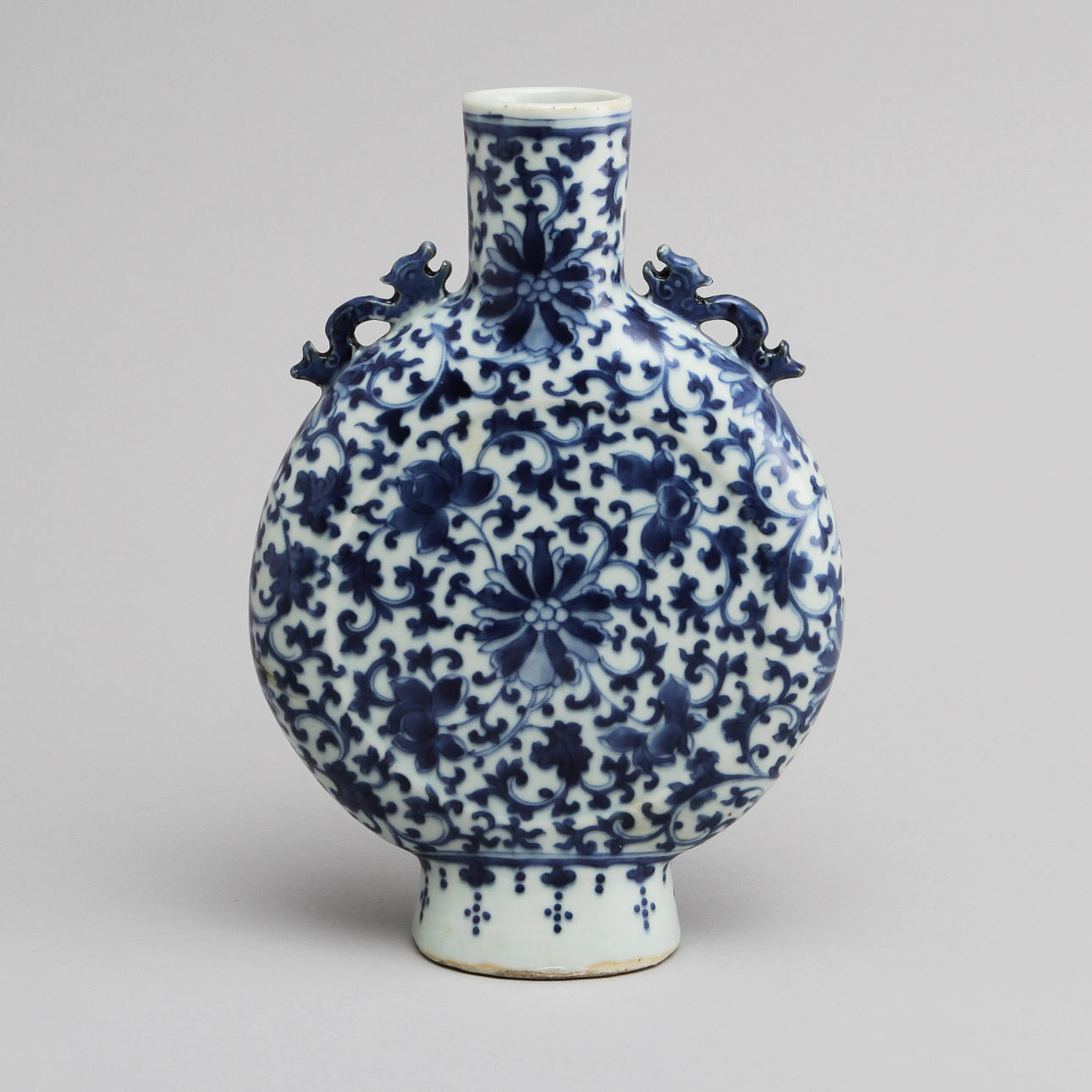 PILGRIMSFLASKA, porslin. Kina 1800-tal.