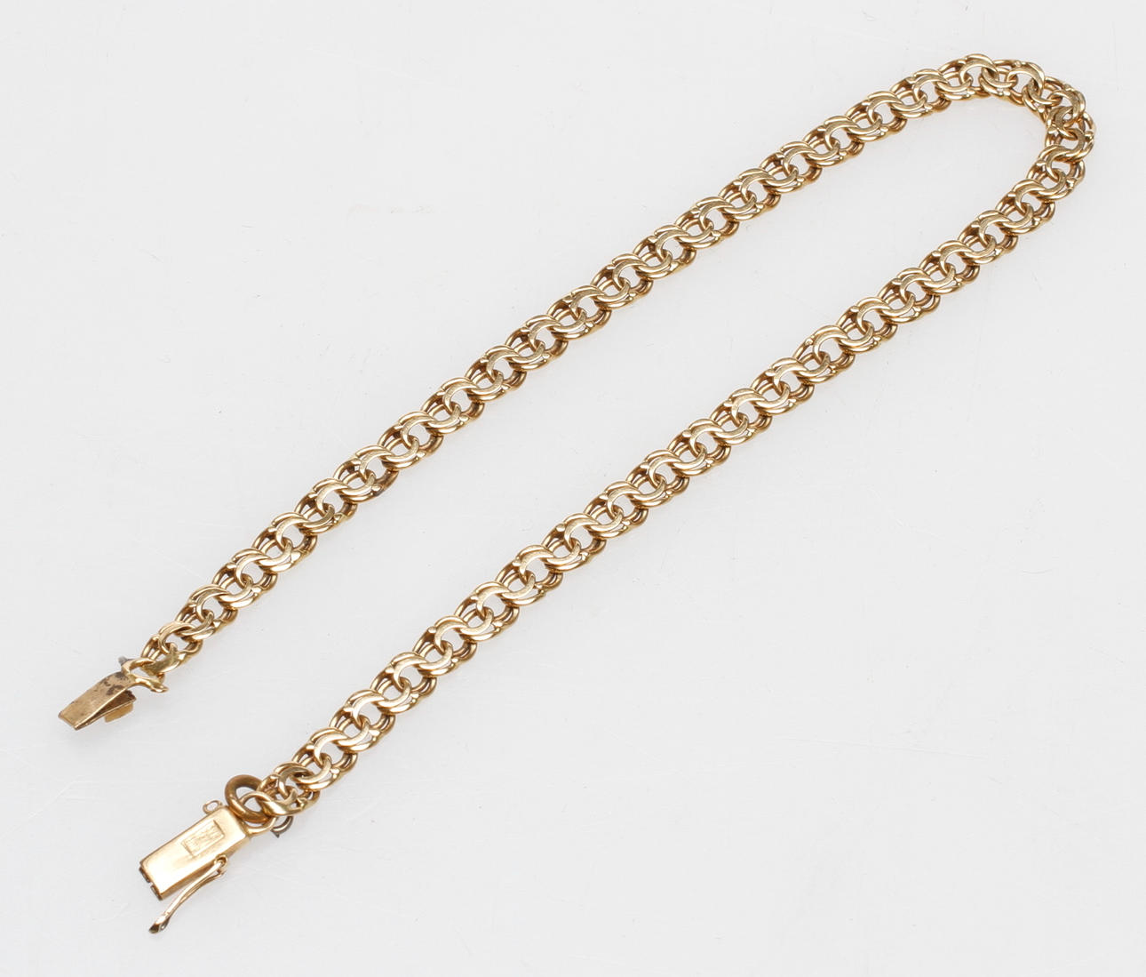 ARMBAND, "Bismarck", guld 18k, vikt ca. 5,7 gram.