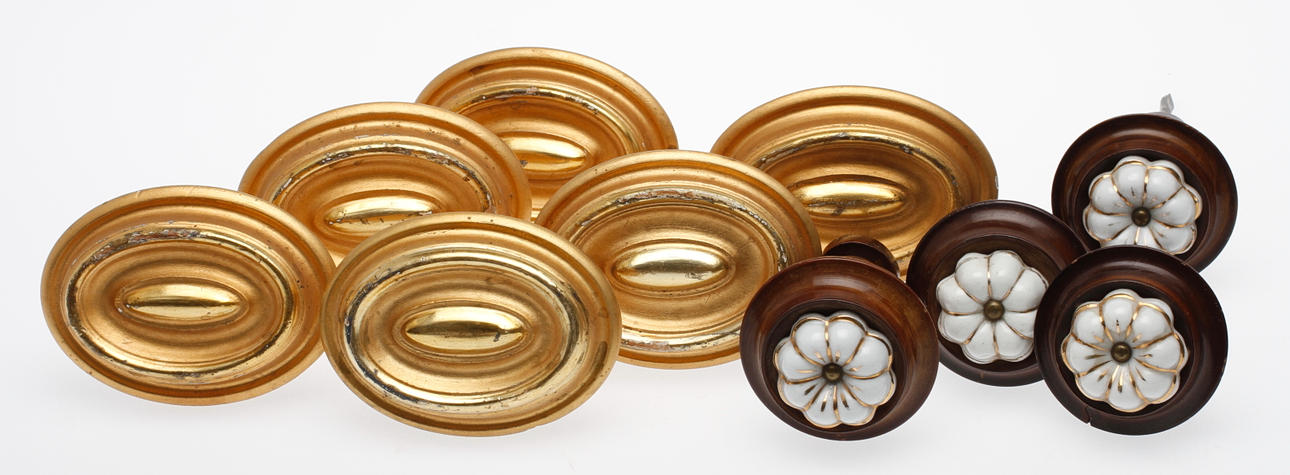 GARDINHÅLLARE, 10 st, 1900-talets första hälft.