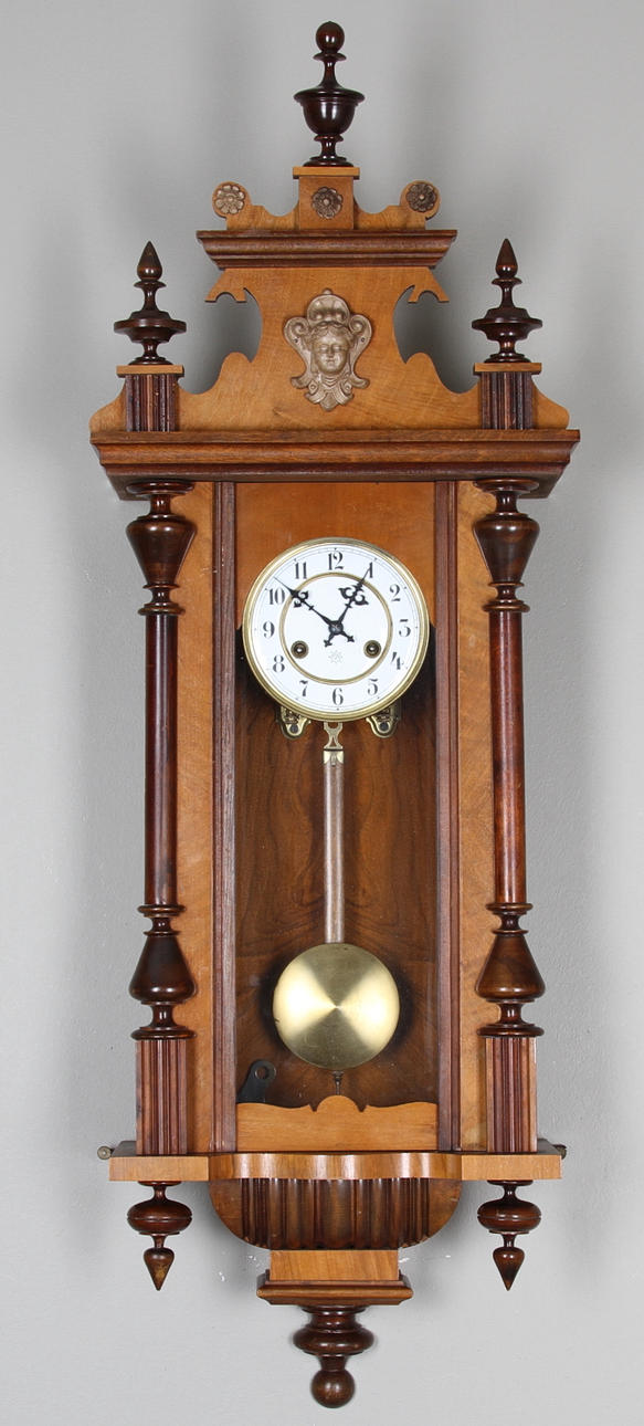 VÄGGUR, valnöt, nyrenässans, Junghans, omkring 1900.