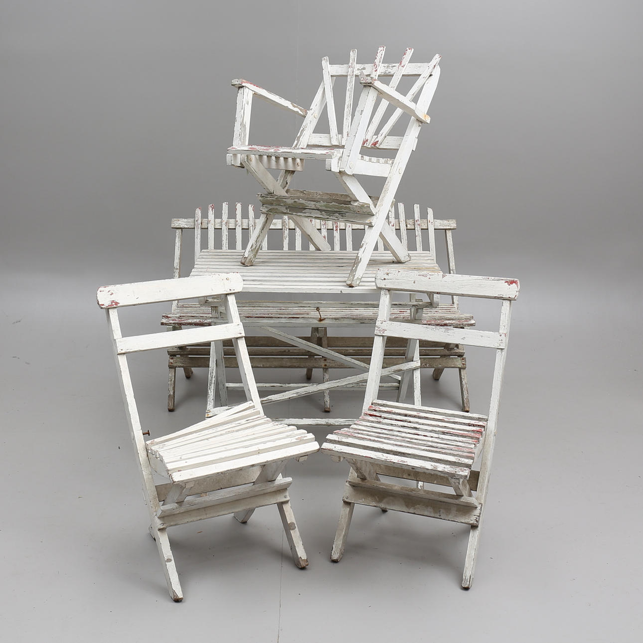 TRÄDGÅRDSMÖBEL, 5 delar, 1900-tal.