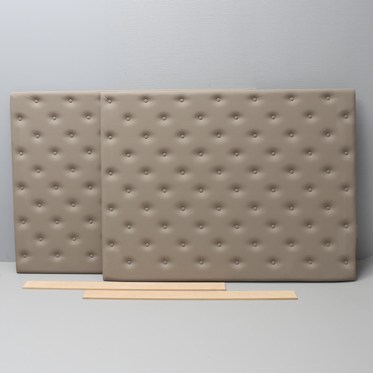 HUVUDGAVLAR för säng, 2 st, 140 cm vardera.