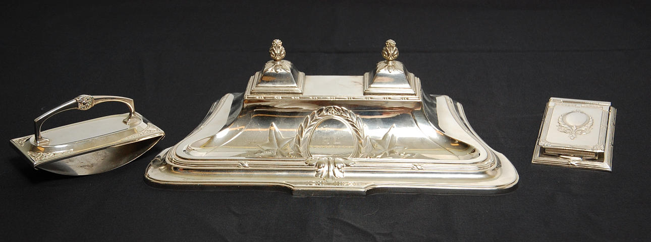 SKRIVSET, 3 delar nysilver.