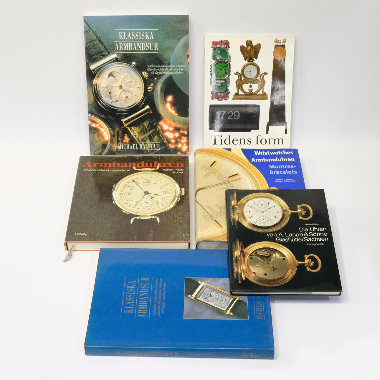 BOKVERK OM KLOCKOR/UR.