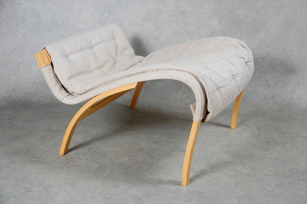 BRUNO MATHSSON. FOTPALL, till fåtölj " Pernilla " DUX.