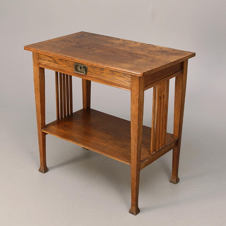 TIDNINGSBORD, ek, jugend, tidigt 1900-tal.