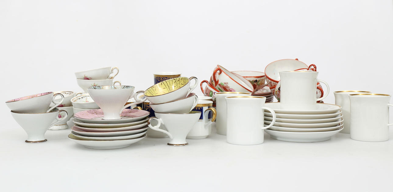 KAFFESERVISDELAR, porslin, bland annat Rosenthal.