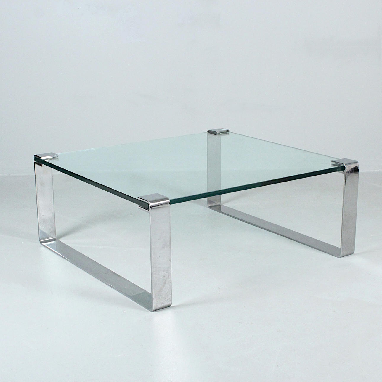 PETER DRAENERT. PETER DRAENERT for DAENERT. Coffee table/Coffee Table 'Classic'.