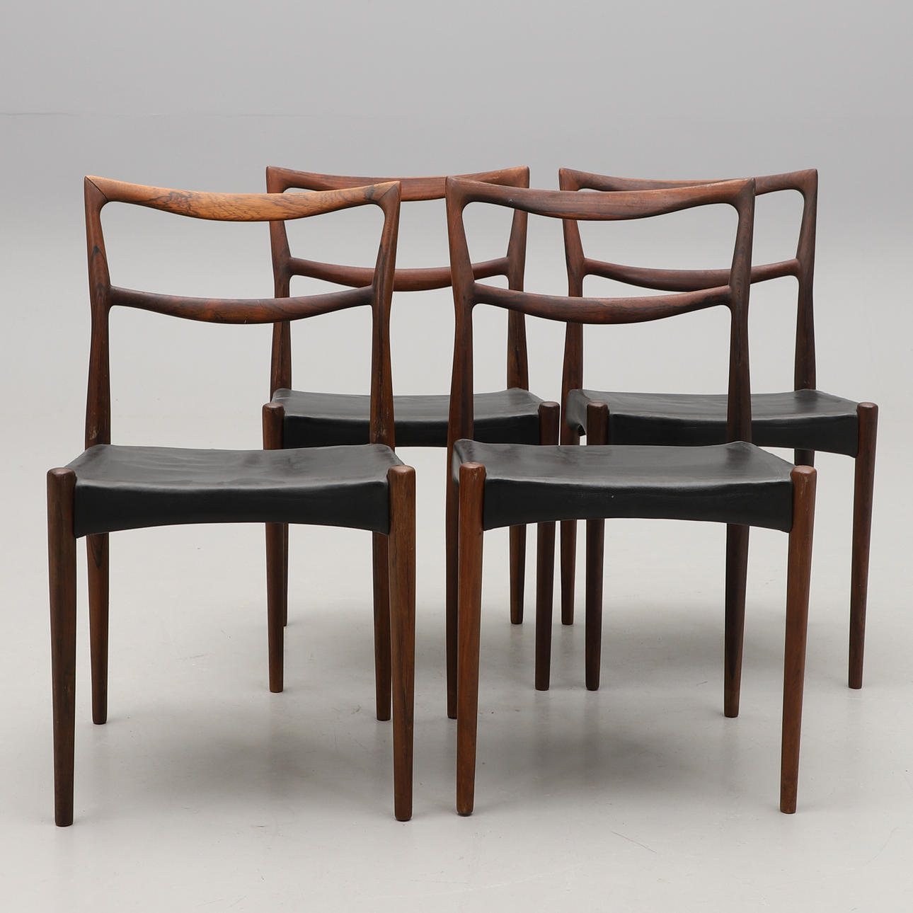 H W KLEIN. BRAMIN STOLE, 4 STK.