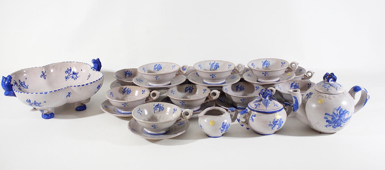 TESERVIS, lergods, 28 delar, Gabriel.