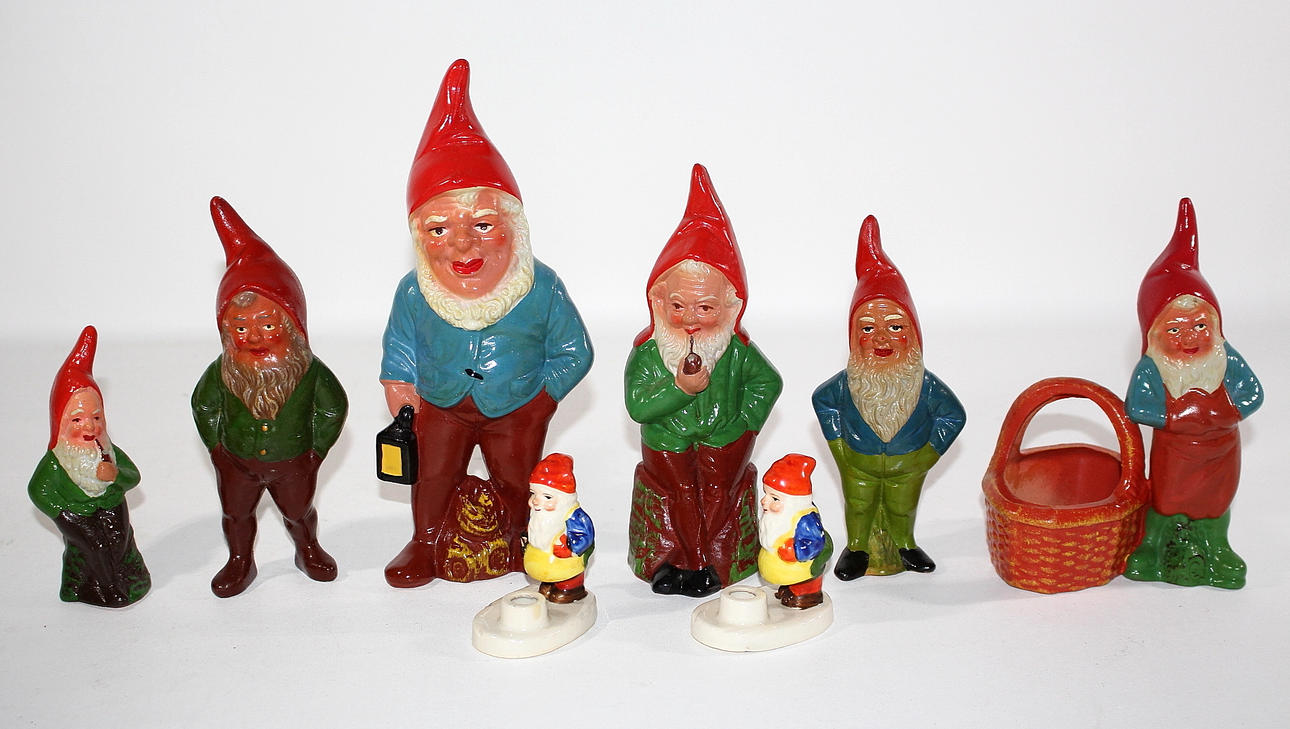 TOMTAR, 8 stycken, keramik, bl.a tyska och Inportstämplade.