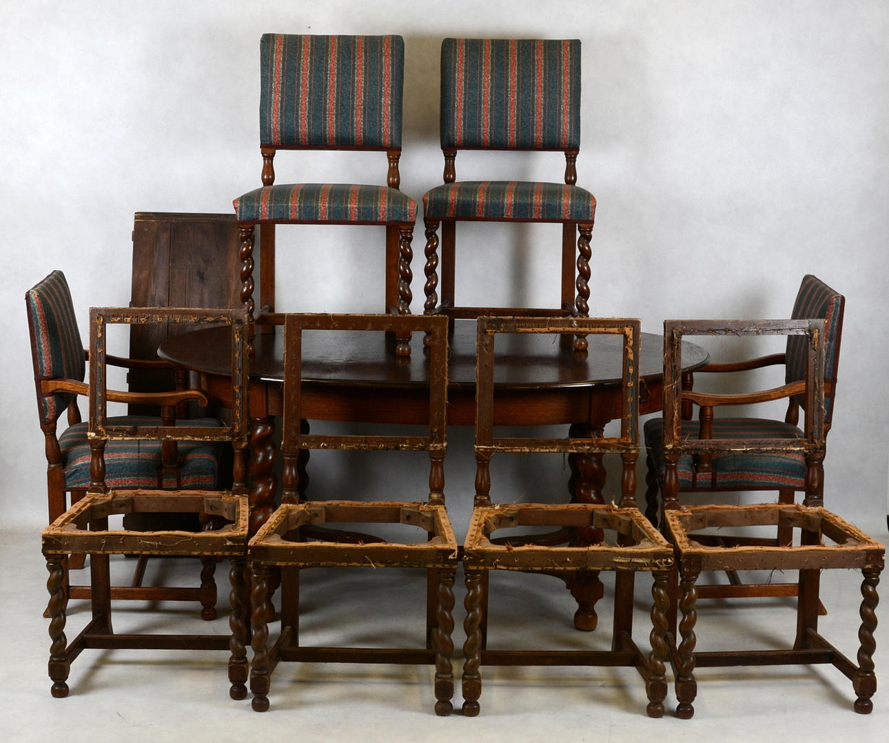 Matsalsmöbel, 10 delar.