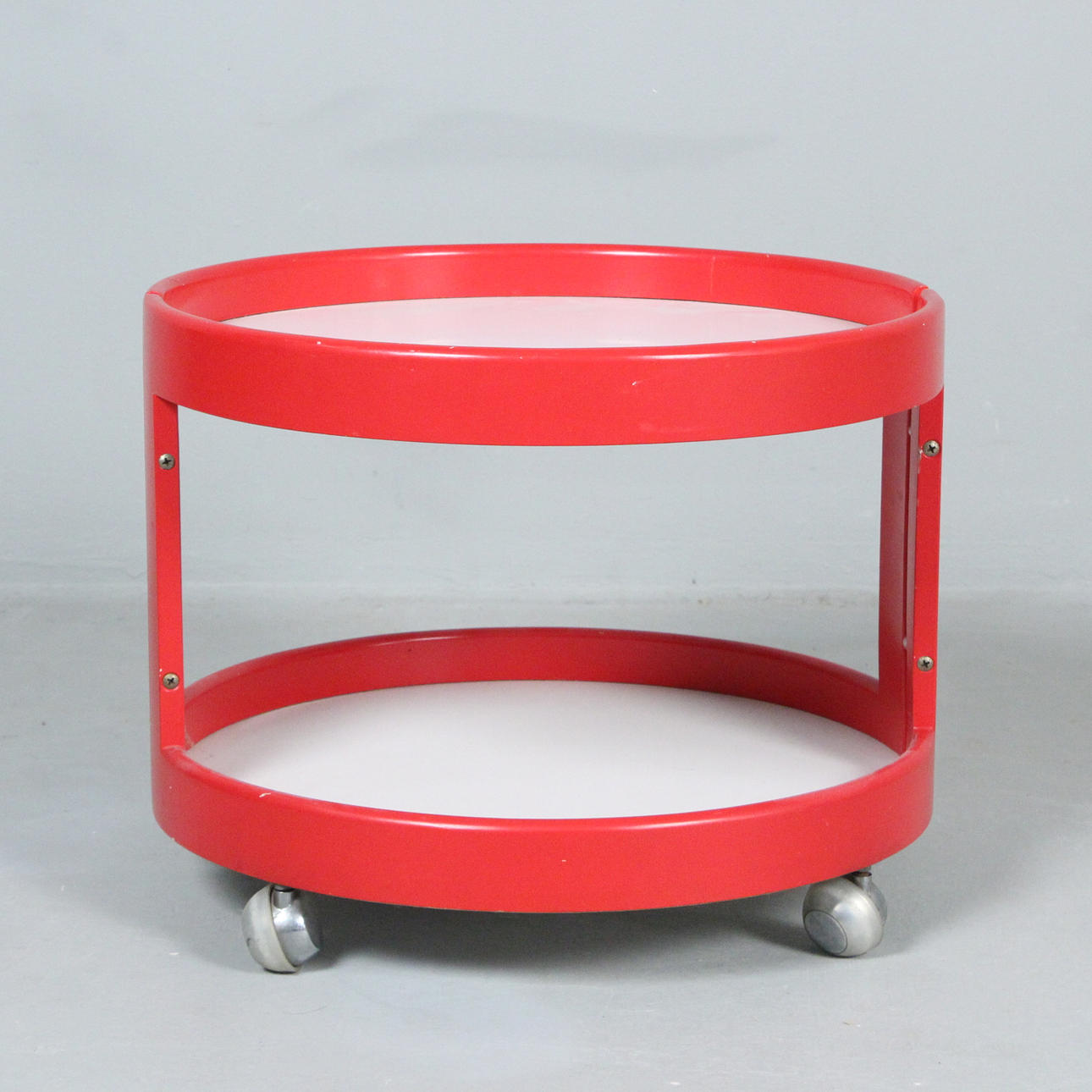 rund stångvagn/serveringsvagn.