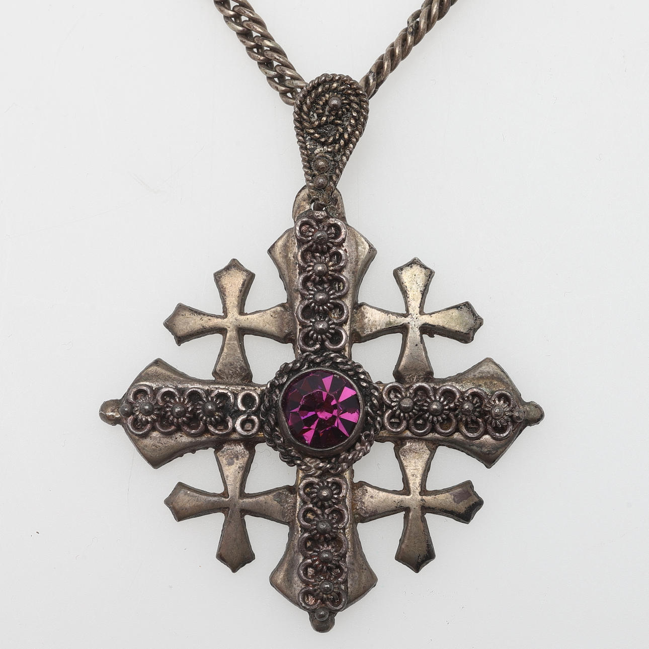 JERUSALEMKORS med kedja, silver.