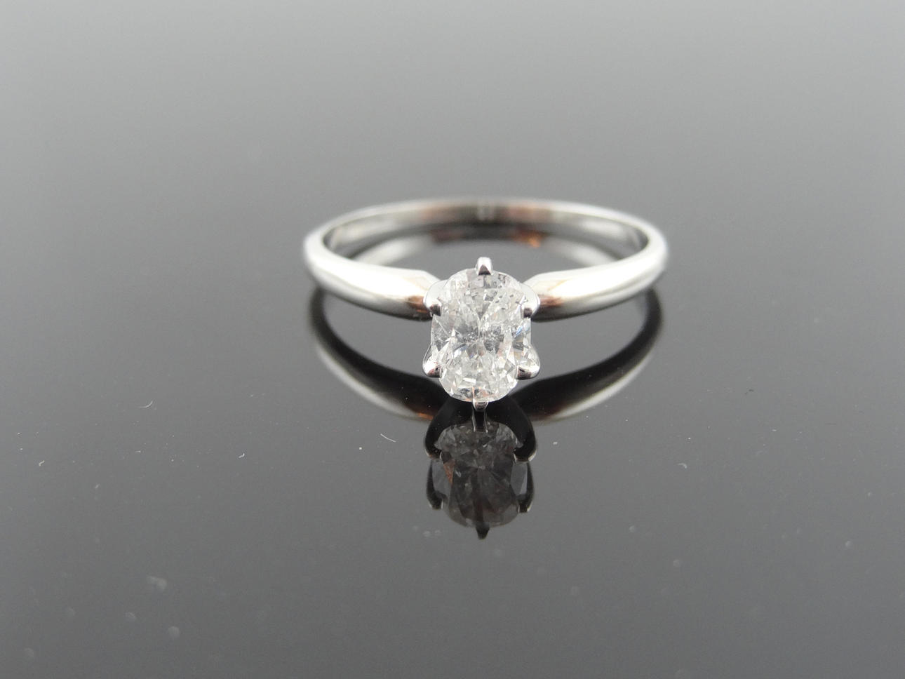 SOLITAIRE diamantring 0,75ct.
